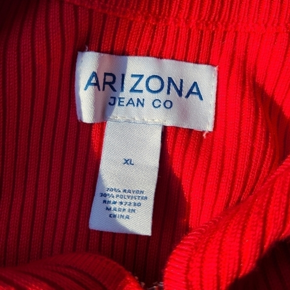 Fitted Rib Knit Mock Neck 1/4 Zip Dress - Picture 10 of 11